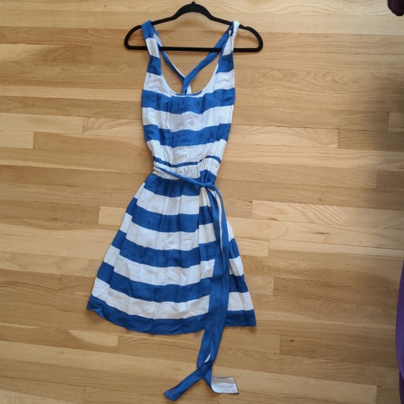 Blue and white striped dress - Picture 1 of 5